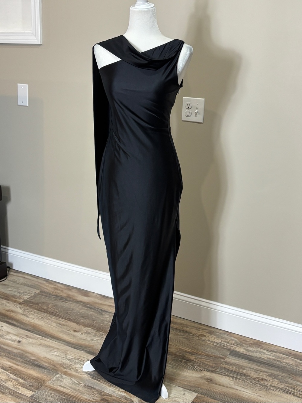 Oh Polly Sheril Asymmetric Scarf-Detail Maxi Dress - Picture 8 of 17